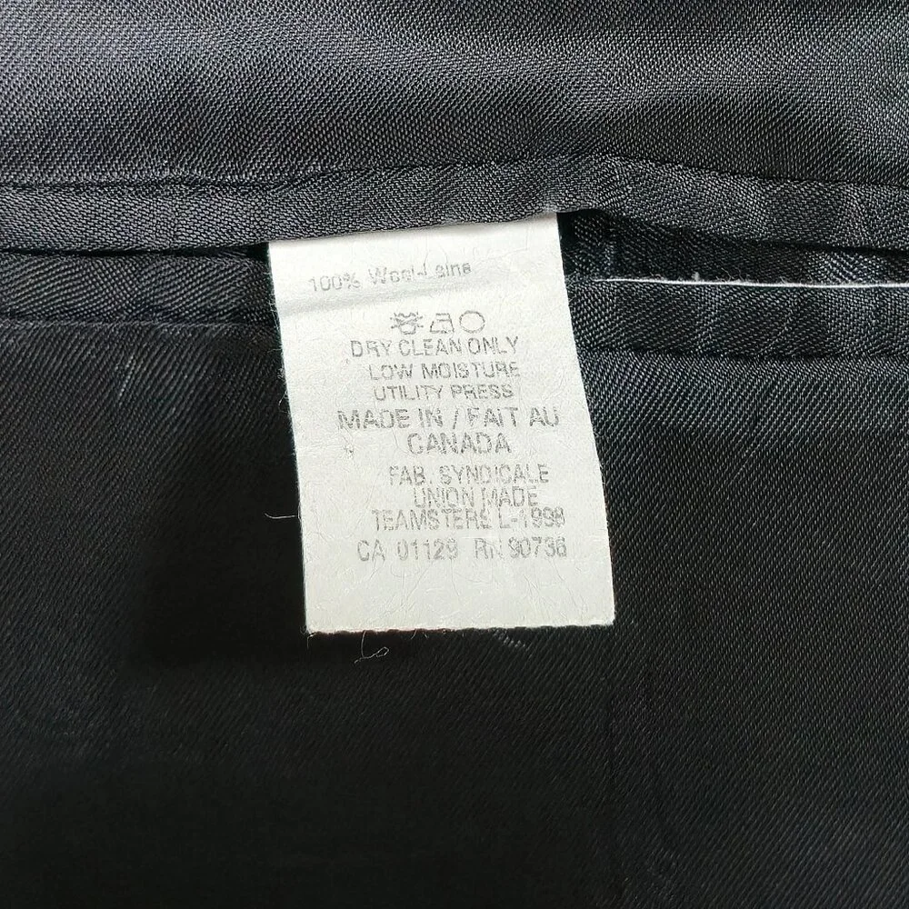 Ralph Lauren Blazer‎ 100% Virgin Wool Pinstripe Made in Canada Size 44L